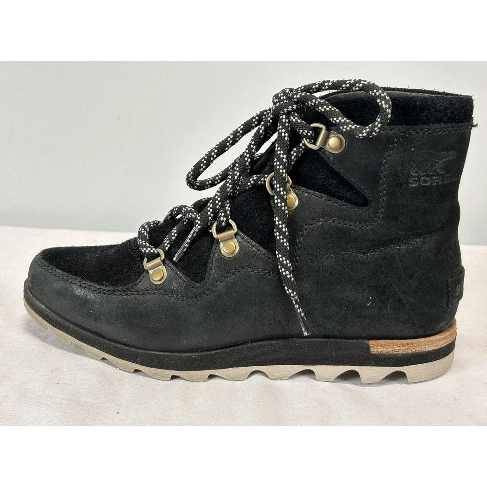 Women's Sorel Sneakchic Alpine Ankle Boots 6 Black Lace Up